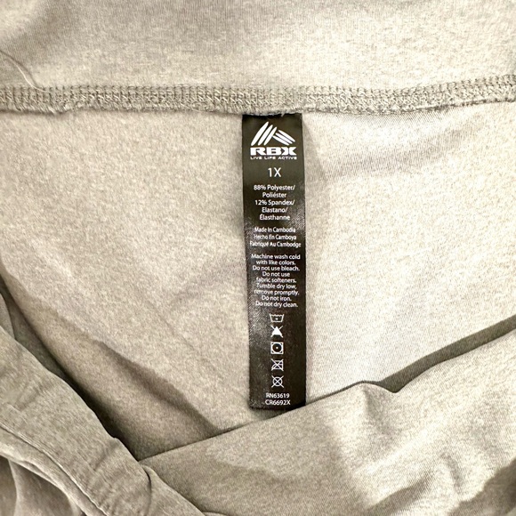 5/$20 RBX cropped leggings, plus size 1x floral print detail with pockets - Picture 5 of 9